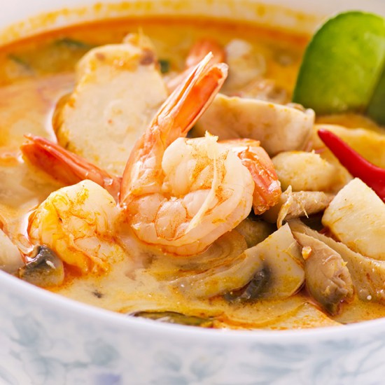 Cação ao molho de leite de coco picante - Colonial Conservas